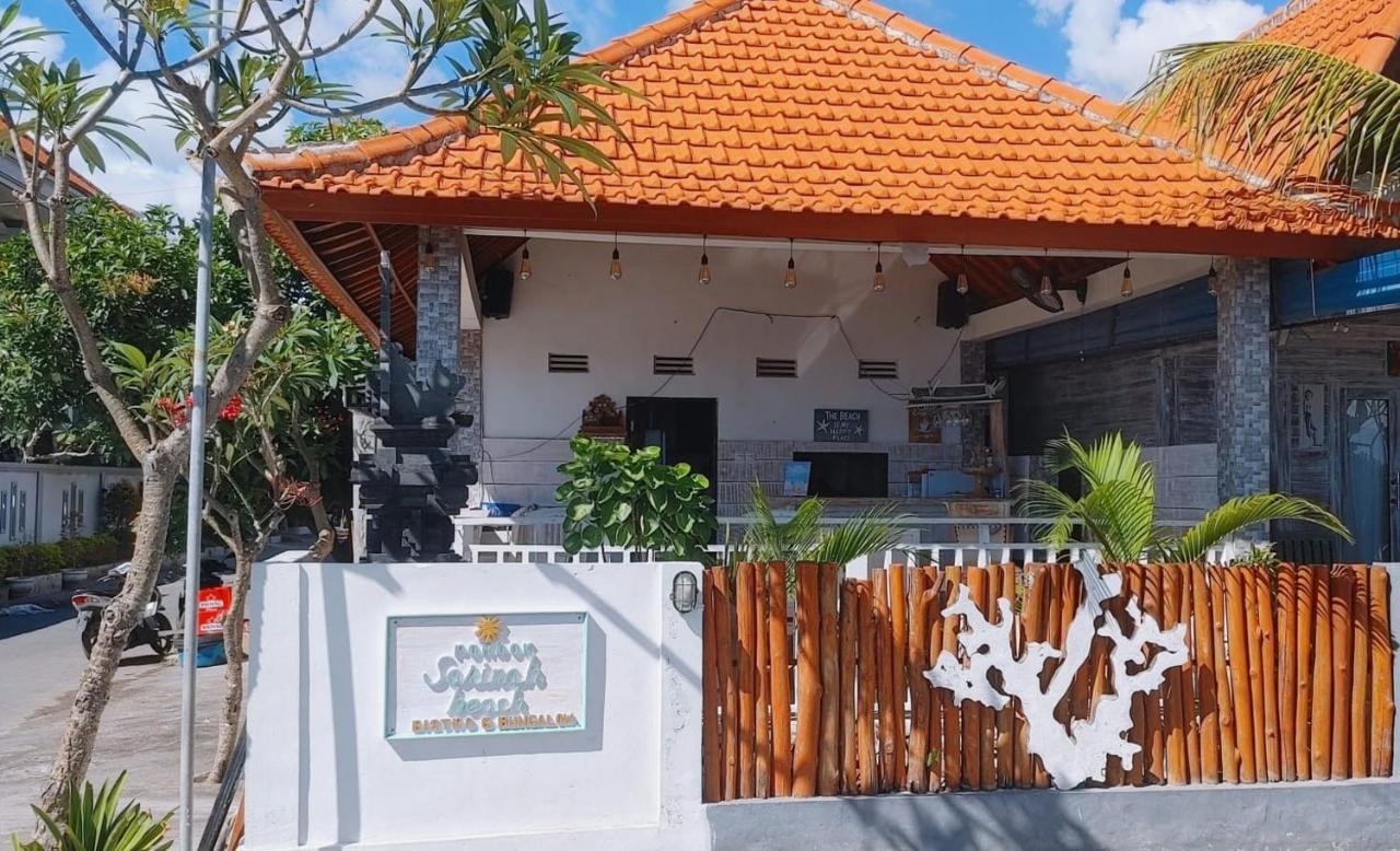 Sarinah Beach - Bistro & Bungalow Batununggul Екстер'єр фото